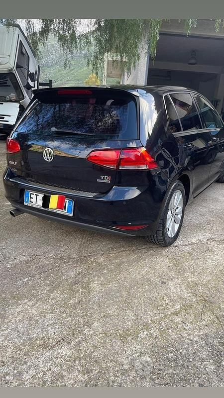 Usata VW Golf VII 110 CV (80 kW) 2014 Nero Utilitaria