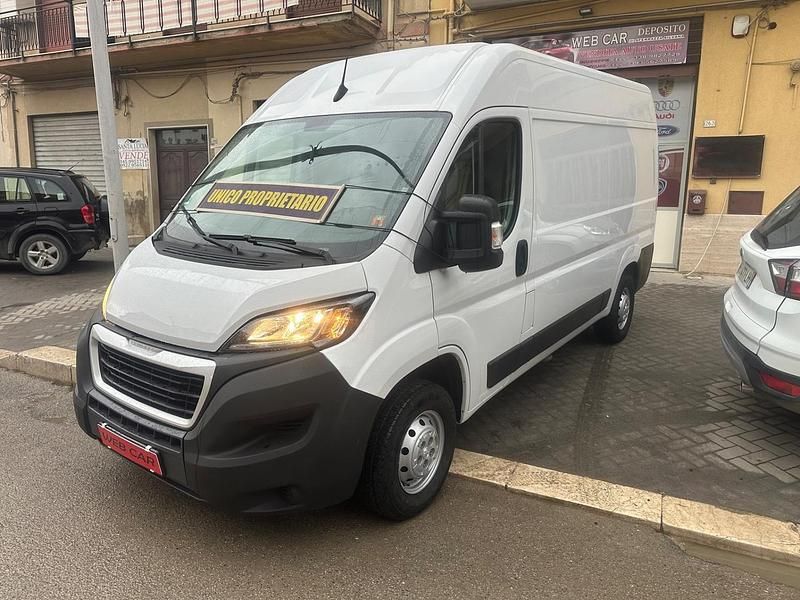 Usata Peugeot Boxer 140 CV (102 kW) 2022 Bianco Furgone