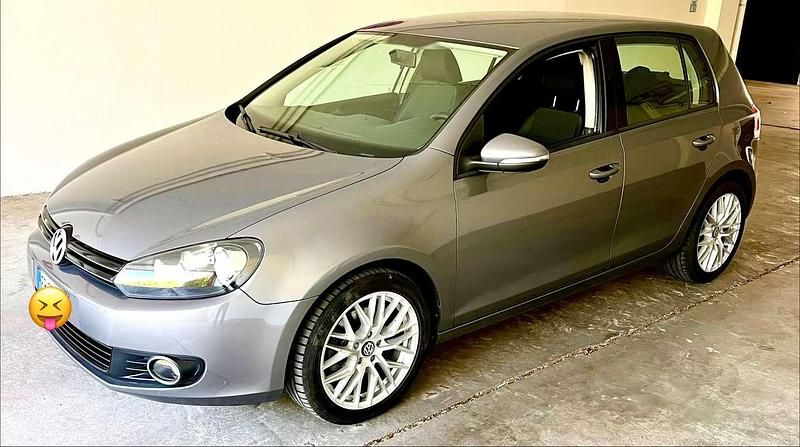 Usata VW Golf VI Comfortline 122 CV (89 kW) 2010 Grigio Utilitaria