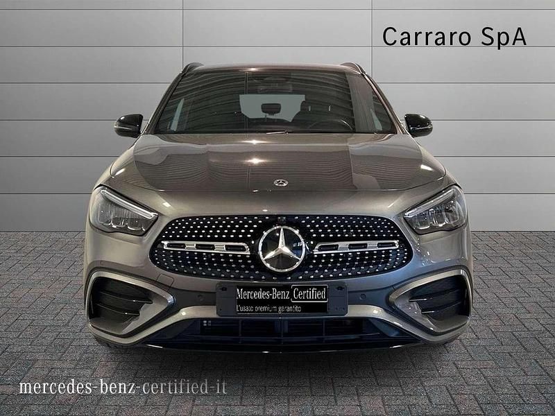 Usata Mercedes GLA180 Advanced Plus 116 CV (85 kW) 2024 Grigio montagna SUV