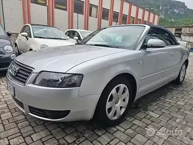 Usata Audi A4 Cabriolet 163 CV (119 kW) 2003 Grigio Cabrio