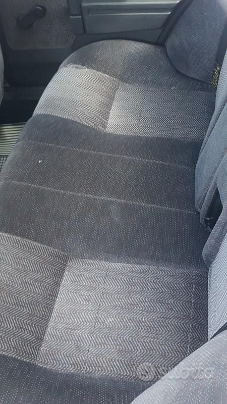 Usata Alfa Romeo 75 105 CV (77 kW) 1992 Grigio Berlina