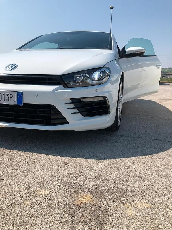 Usata VW Scirocco 150 CV (110 kW) 2016 Bianco Coupé