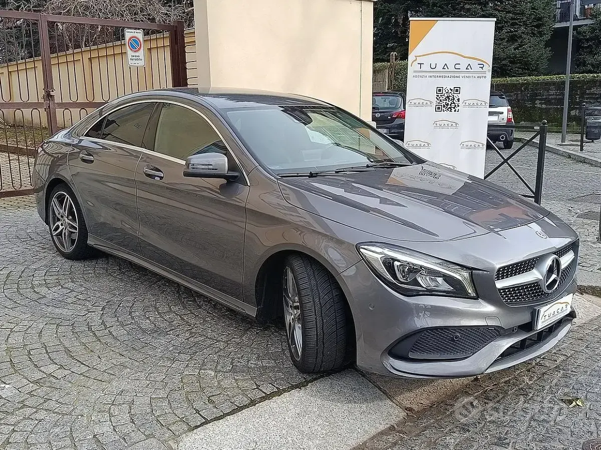 Usata Mercedes CLA200 Business 136 CV (100 kW) 2019 Grigio Berlina