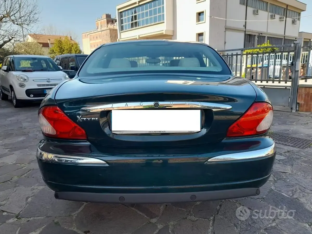 Usata Jaguar X-type Executive 131 CV (96 kW) 2004 Verde Berlina