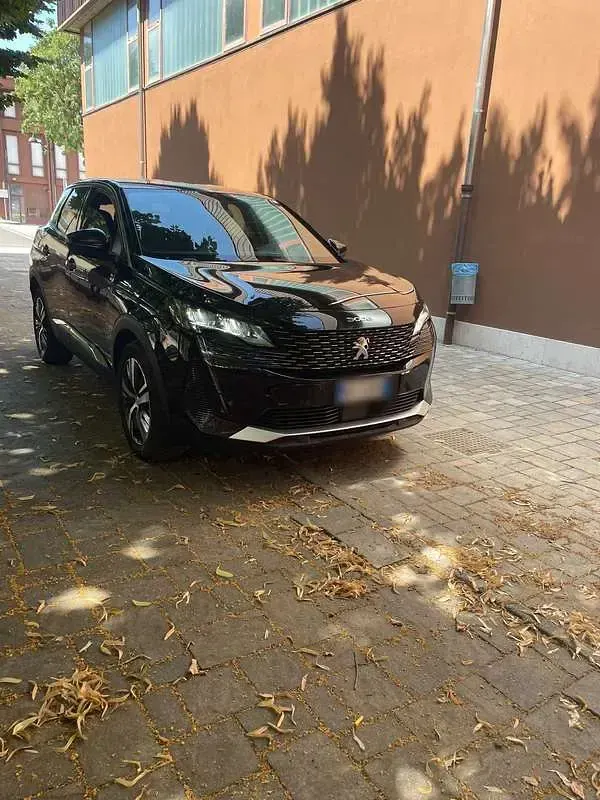 Usata Peugeot 3008 Allure 131 CV (96 kW) 2023 SUV