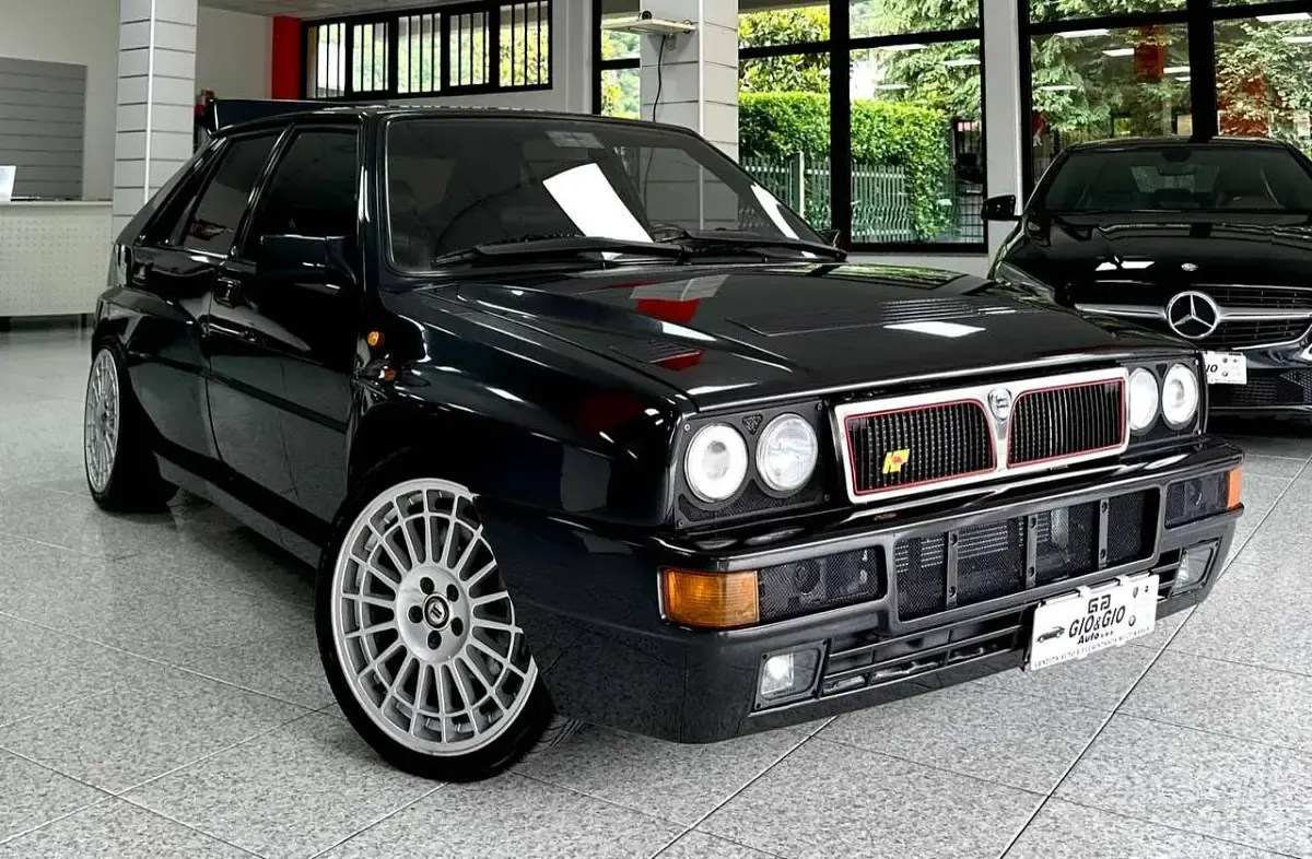 Usata Lancia Delta 205 CV (150 kW) 1992 Nero Utilitaria