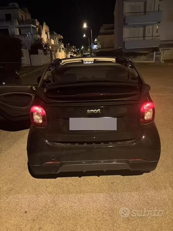 Usata Smart ForTwo Cabrio 90 CV (66 kW) 2019 Nero Cabrio