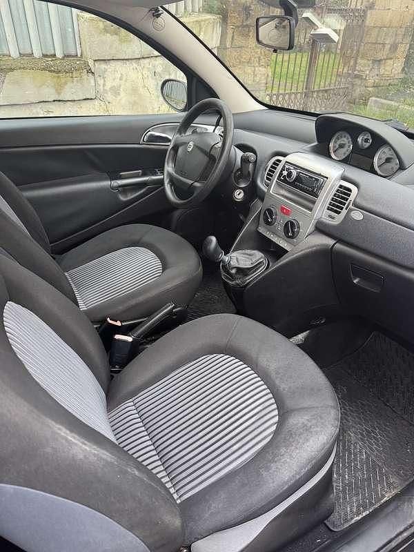 Usata Lancia Ypsilon 60 CV (44 kW) 2007 Utilitaria