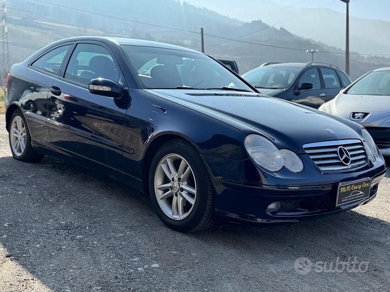 Blu Usata 2004 Mercedes C180 Elegance Coupé | 2500 € (Super prezzo) - Immagine 1/4