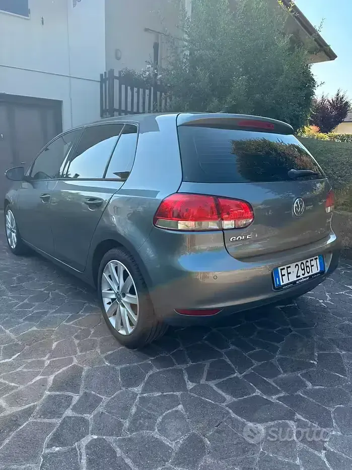 Usata VW Golf VII 105 CV (77 kW) 2012 Berlina