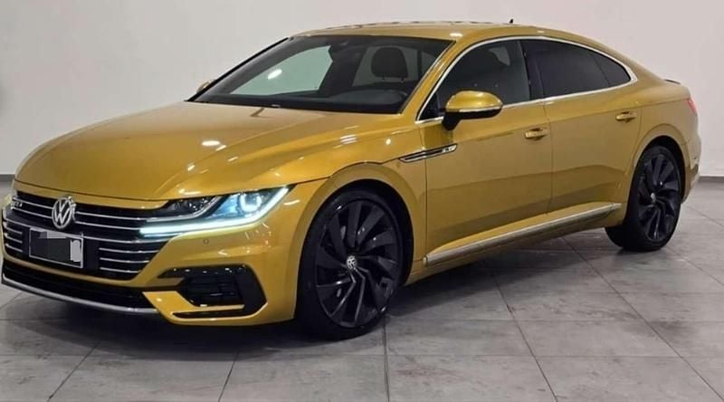 Usata VW Arteon R-line 190 CV (139 kW) 2019 Utilitaria