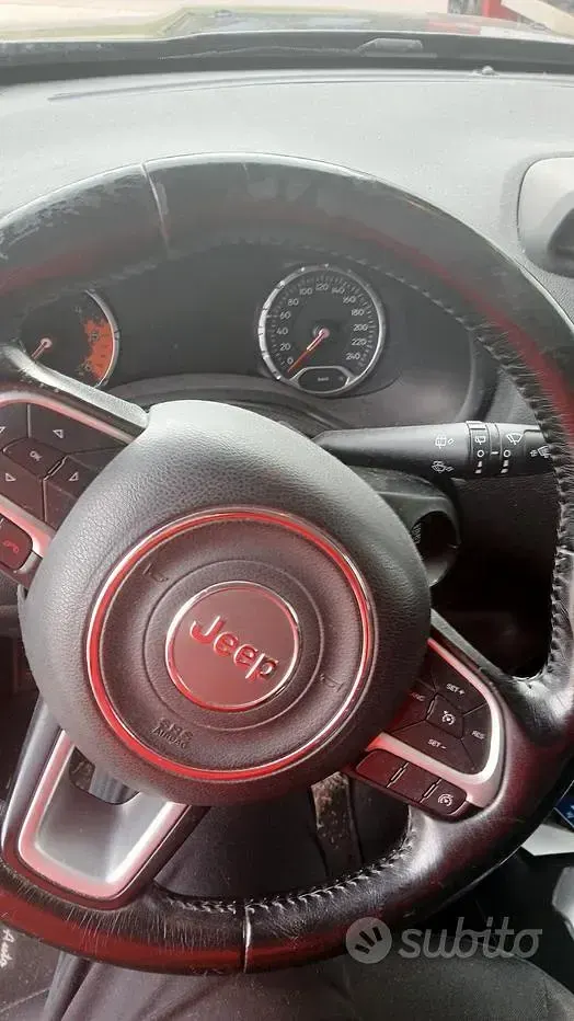 Usata Jeep Renegade Limited 120 CV (88 kW) 2017 Nero SUV