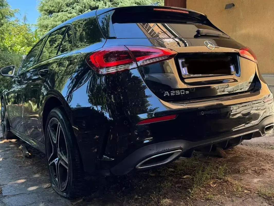 Usata Mercedes A250 Premium 160 CV (117 kW) 2021 Nero Berlina