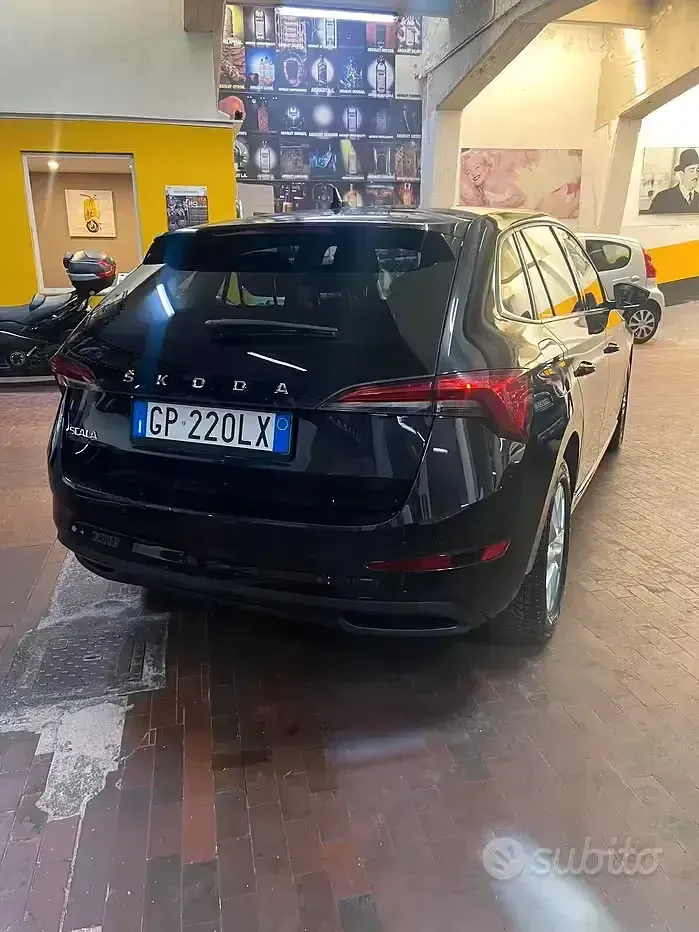 Usata Skoda Scala Monte Carlo 150 CV (110 kW) 2023 Nero Utilitaria