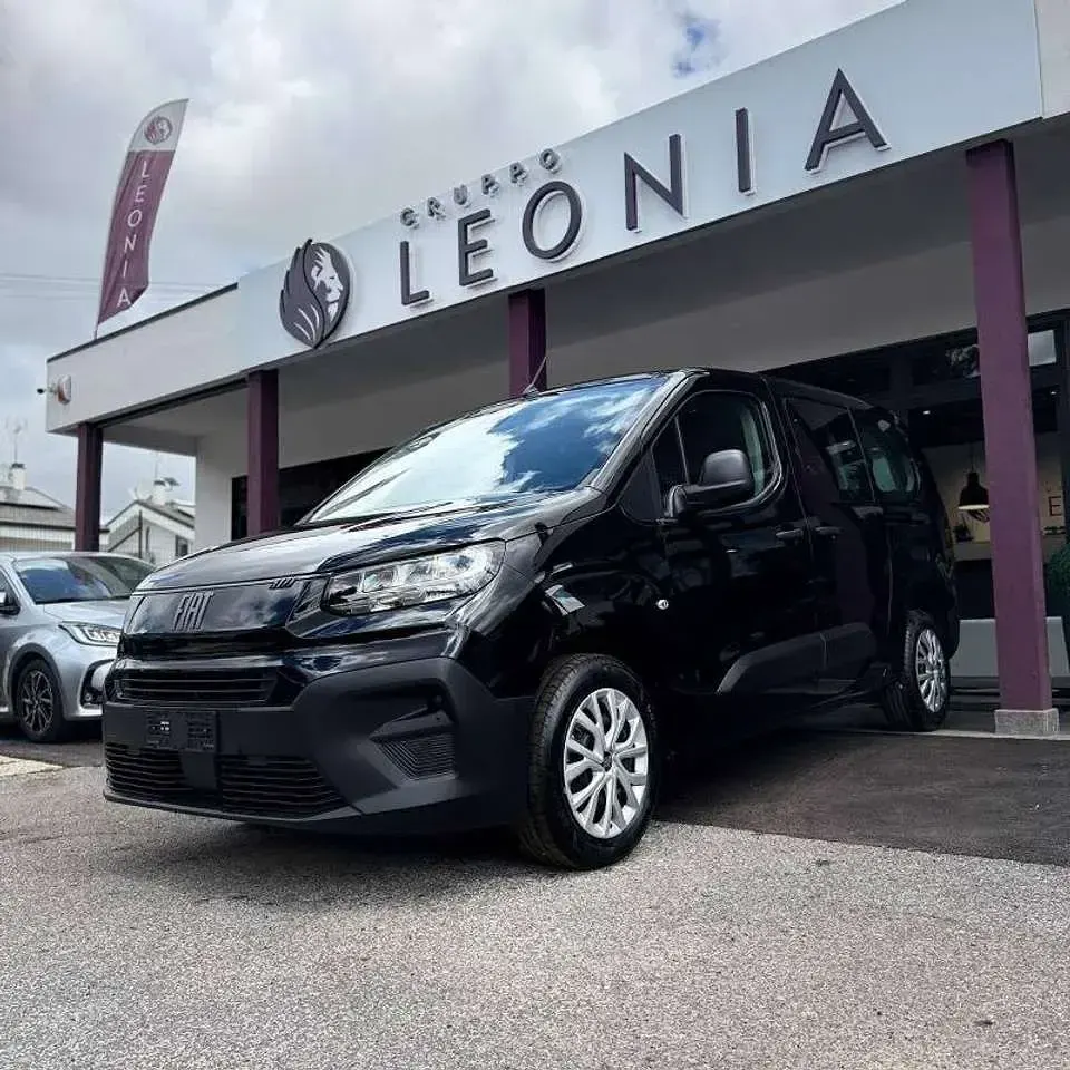 Nuova Fiat Doblò 131 CV (96 kW) 2026 Nero cinema Monovolume