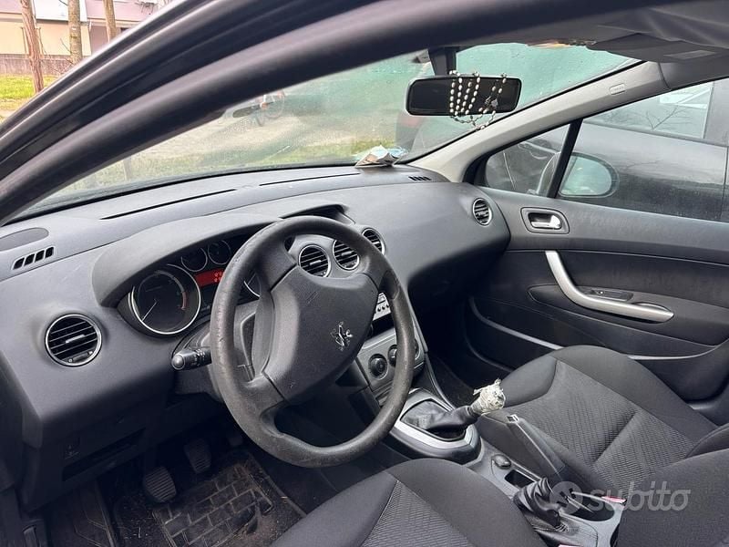 Usata Peugeot 308 156 CV (114 kW) 2008 Nero Utilitaria