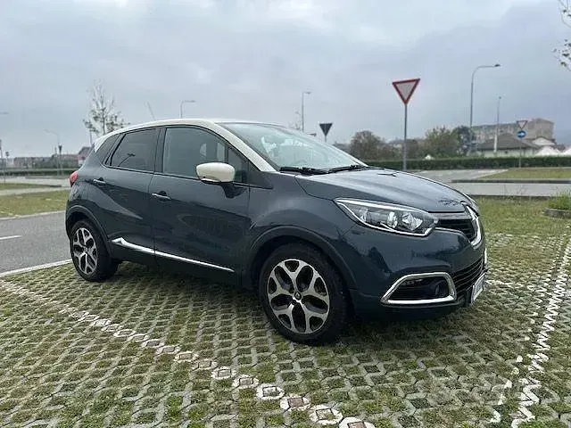 Usata Renault Captur Intens 90 CV (66 kW) 2017 Blu SUV