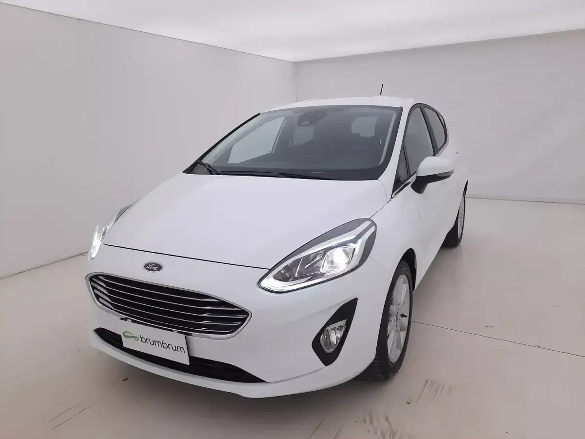 Usata Ford Fiesta Titanium 86 CV (63 kW) 2019 Biancobianco Utilitaria