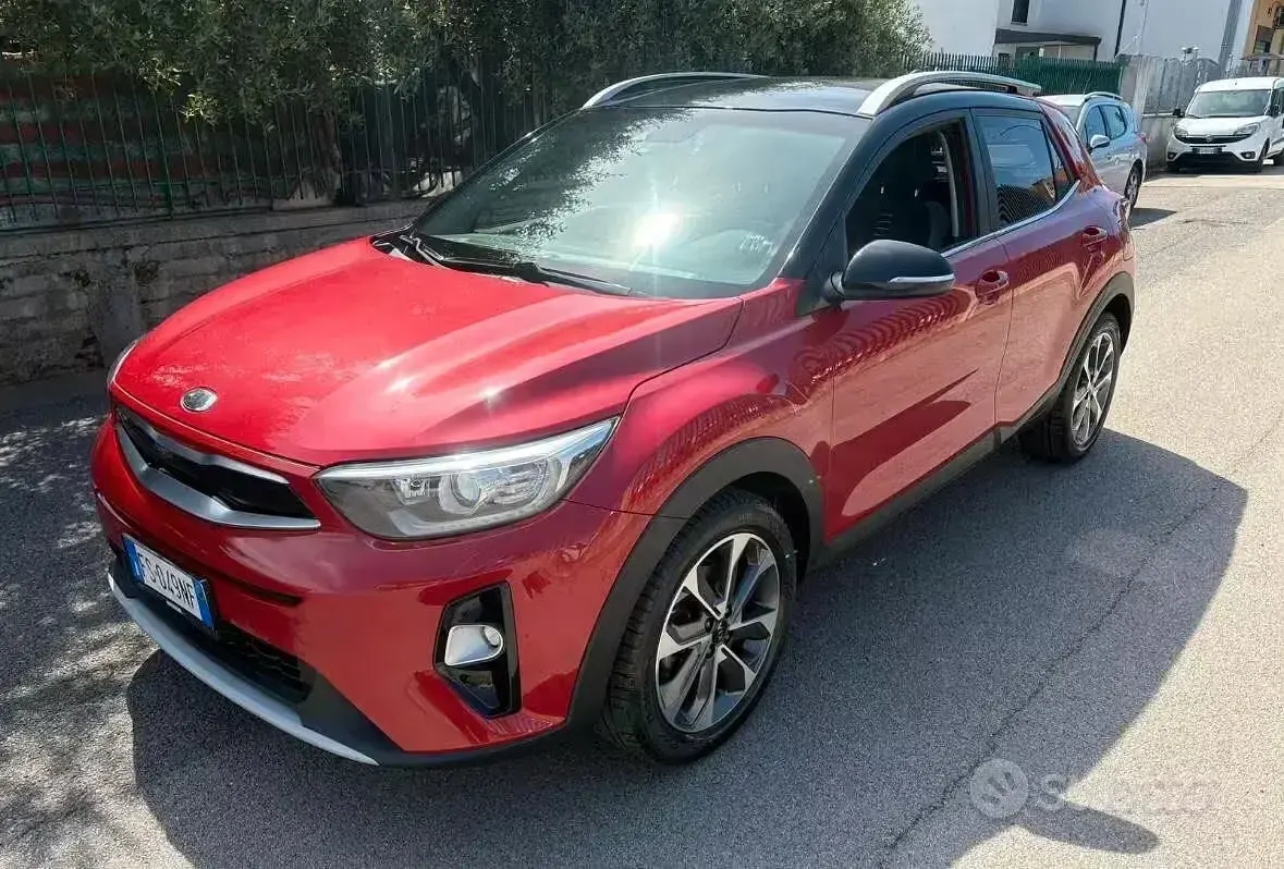 Usata Kia Stonic 120 CV (88 kW) 2019 Marrone SUV