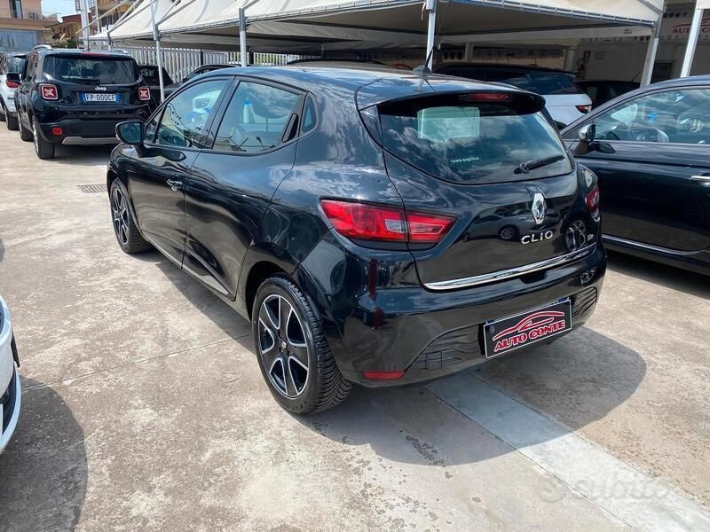 Usata Renault Clio IV 90 CV (66 kW) 2013 Nero Berlina