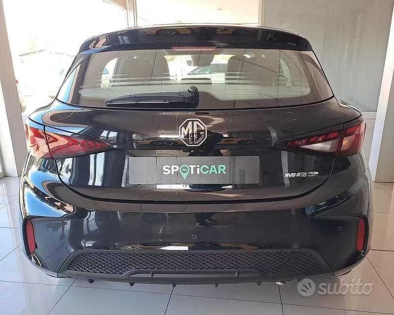Usata MG MG3 Comfort 116 CV (85 kW) 2025 Nero Utilitaria