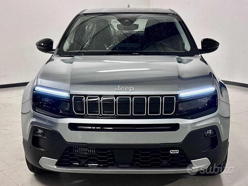 Nuova Jeep Avenger Summit 100 CV (73 kW) 2025 Nero SUV