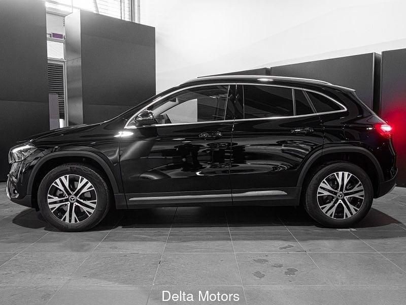 Nuova Mercedes GLA250 Advanced 162 CV (119 kW) 2025 Nero SUV