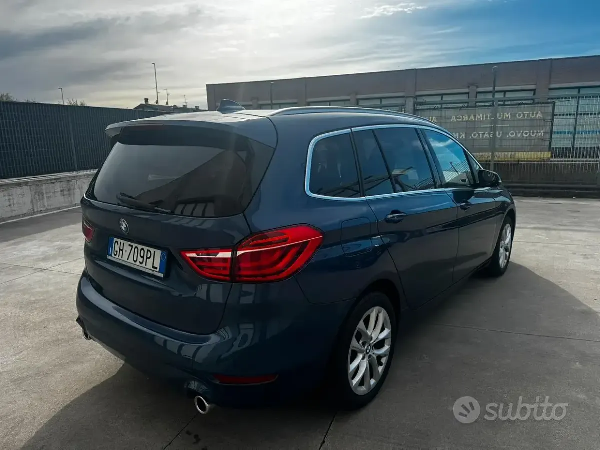 Usata BMW 218 Sport Line 150 CV (110 kW) 2021 Blu Station wagon
