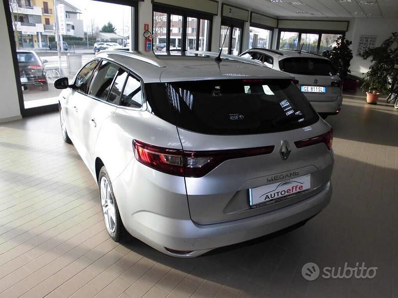 Usata Renault Mégane GrandTour Business 116 CV (85 kW) 2019 Grigio Station wagon