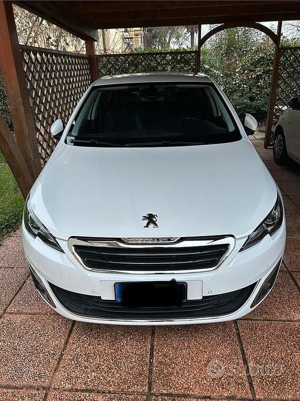 Usata Peugeot 308 Allure 120 CV (88 kW) 2015 Bianco Berlina