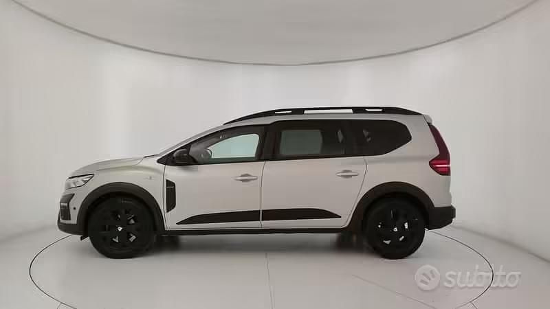 Occasion Dacia Jogger Extreme 101 ch (74 kW) 2023 Gris Monospace