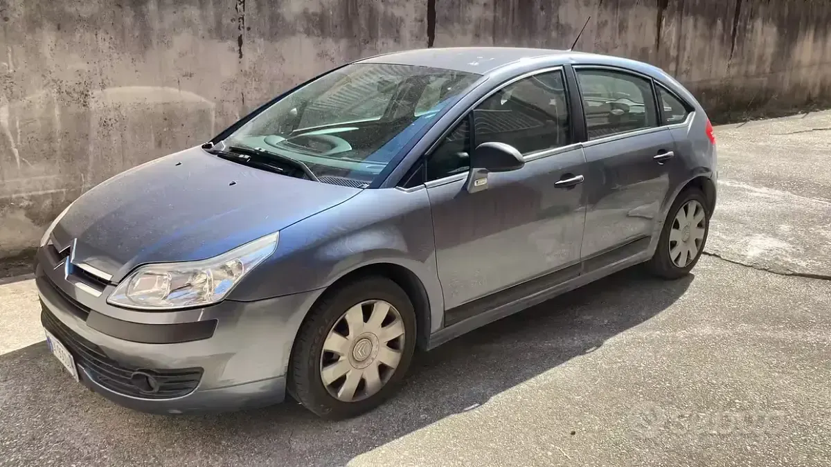 Usata Citroën C4 88 CV (64 kW) 2005 Grigio Berlina