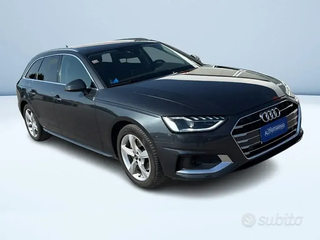 Usata Audi A4 Advanced Plus 163 CV (119 kW) 2022 Grigio Station wagon