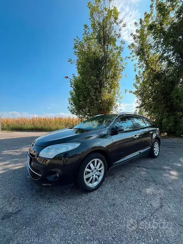 Usata Renault Mégane GrandTour Luxe 110 CV (80 kW) 2010 Nero Station wagon