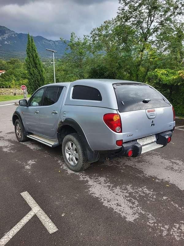 Usata Mitsubishi L200 Intense 136 CV (100 kW) 2008 Pick-up