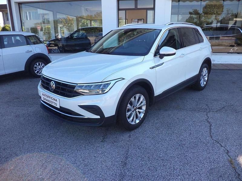 Usata VW Tiguan Life 150 CV (110 kW) 2023 Bianco SUV