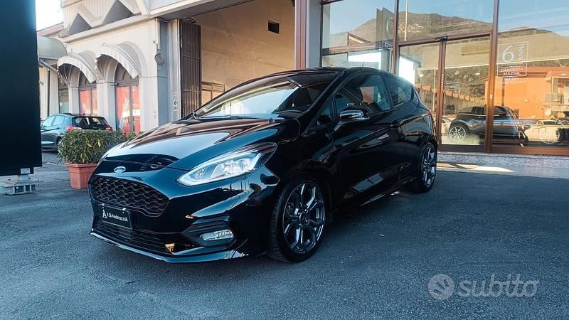 Usata Ford Fiesta ST-Line 95 CV (69 kW) 2020 Nero Utilitaria