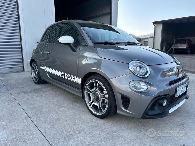 Usata Abarth 595 Turismo 165 CV (121 kW) 2021 Grigio Utilitaria