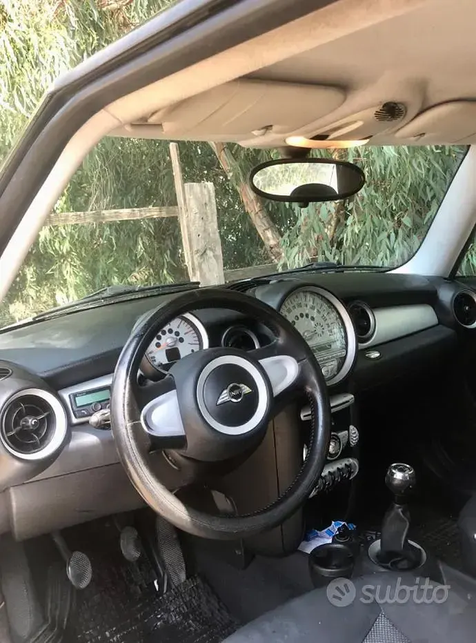 Usata Mini ONE 98 CV (72 kW) 2010 Utilitaria