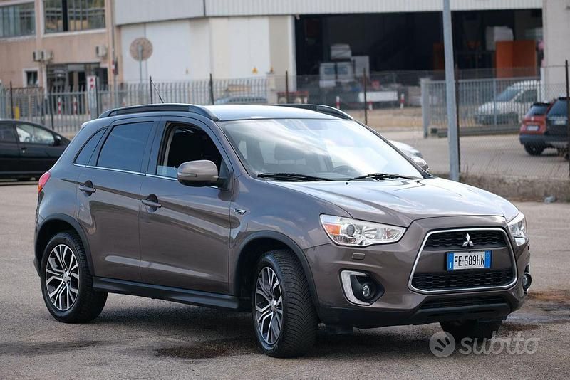 Usata Mitsubishi ASX Instyle 114 CV (83 kW) 2016 Grigio SUV