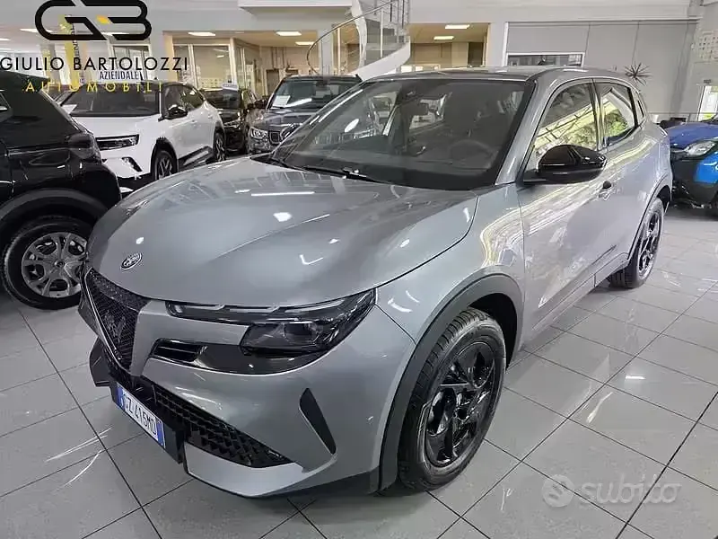 Usata Alfa Romeo GT Junior 145 CV (106 kW) 2025 Grigio SUV