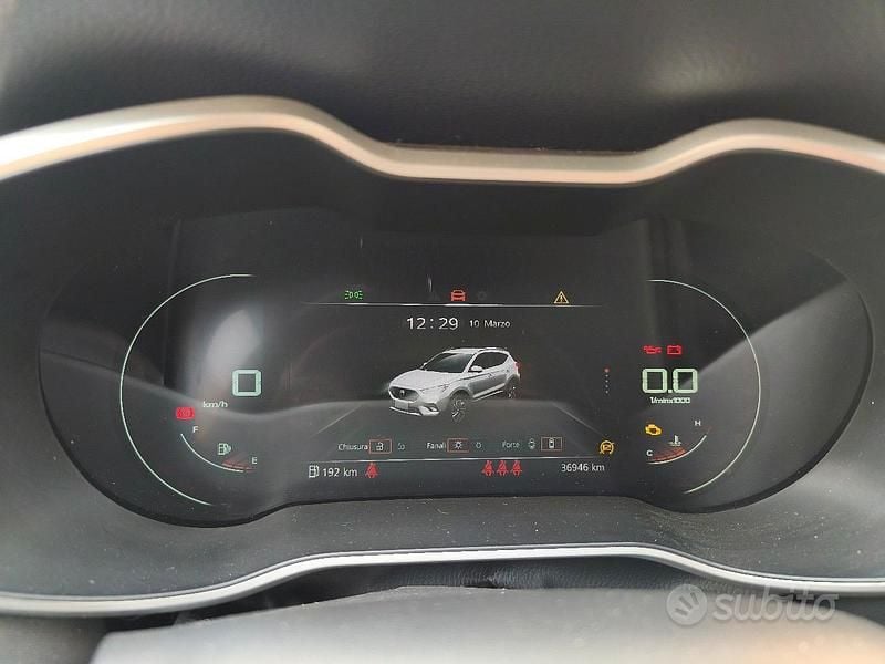 Usata MG ZS Luxury 106 CV (77 kW) 2023 Nero SUV