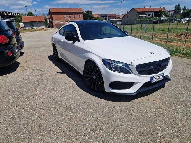 Usata Mercedes 250 AMG 205 CV (150 kW) 2016 Bianco Coupé
