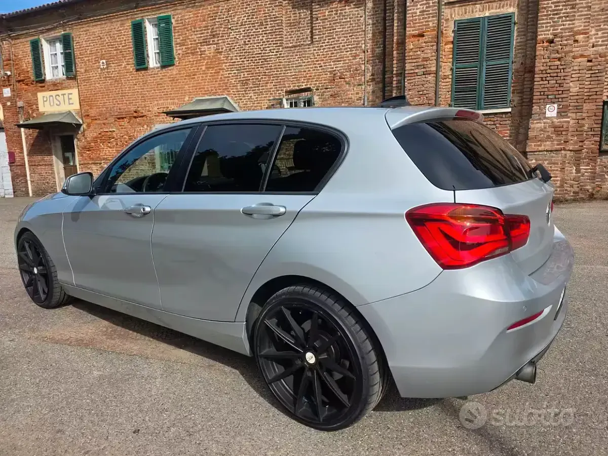 Usata BMW 116 M Sport 109 CV (80 kW) 2017 Grigio Utilitaria