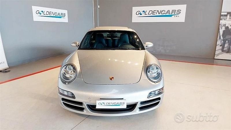 Usata Porsche 911 Carrera S 355 CV (261 kW) 2005 Grigio Coupé