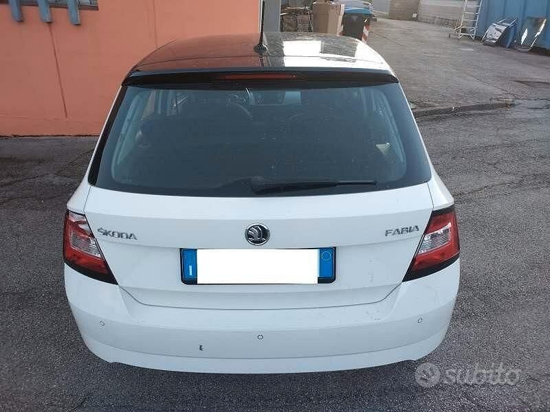 Usata Skoda Fabia Ambition 90 CV (66 kW) 2017 Bianco Berlina