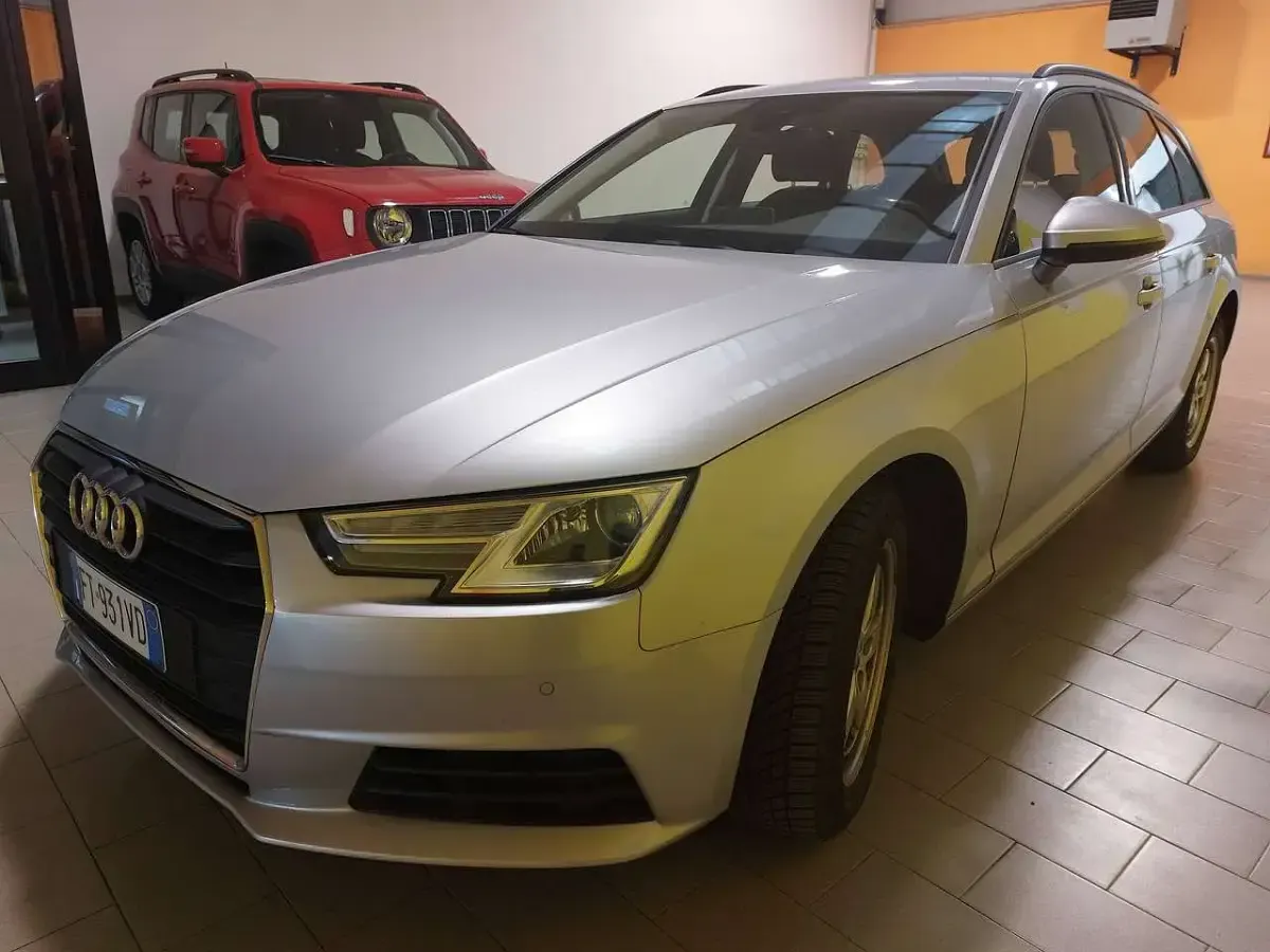 Usata Audi A4 Business 150 CV (110 kW) 2017 Argento Station wagon