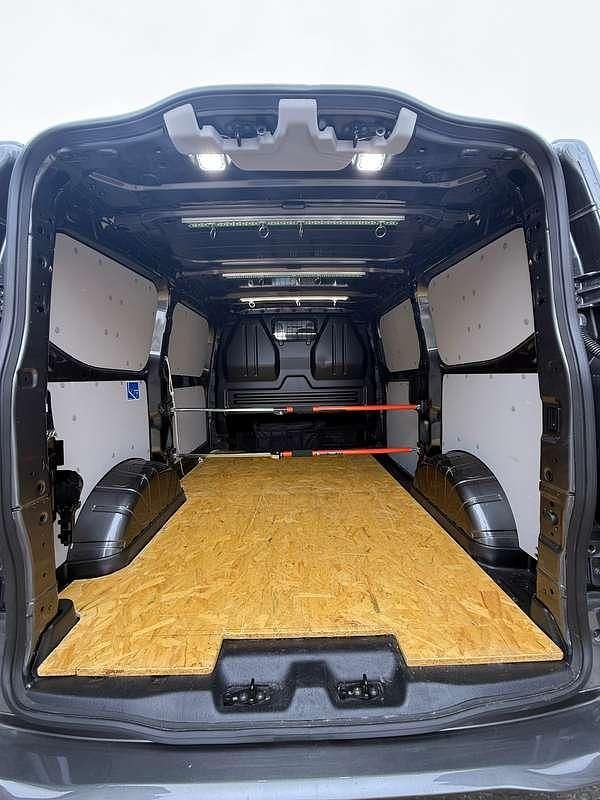 Usata Ford Transit Custom Titanium 136 CV (100 kW) 2024 Grigio Furgone