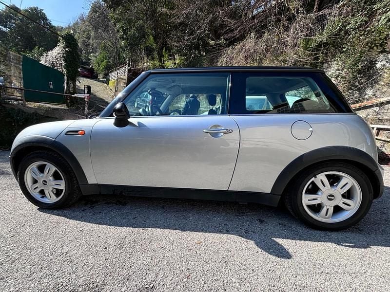 Usata Mini Cooper Coupé 89 CV (65 kW) 2006 Grigio Coupé